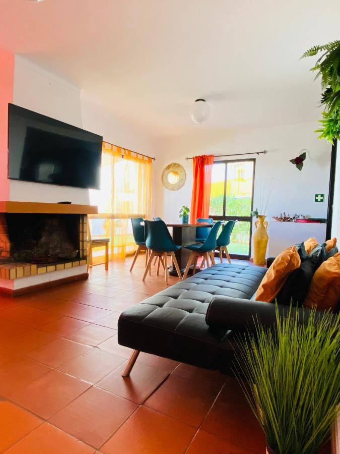 Summer House, Only 2 Minutes To The Beach In Vilamoura! Villa Dış mekan fotoğraf