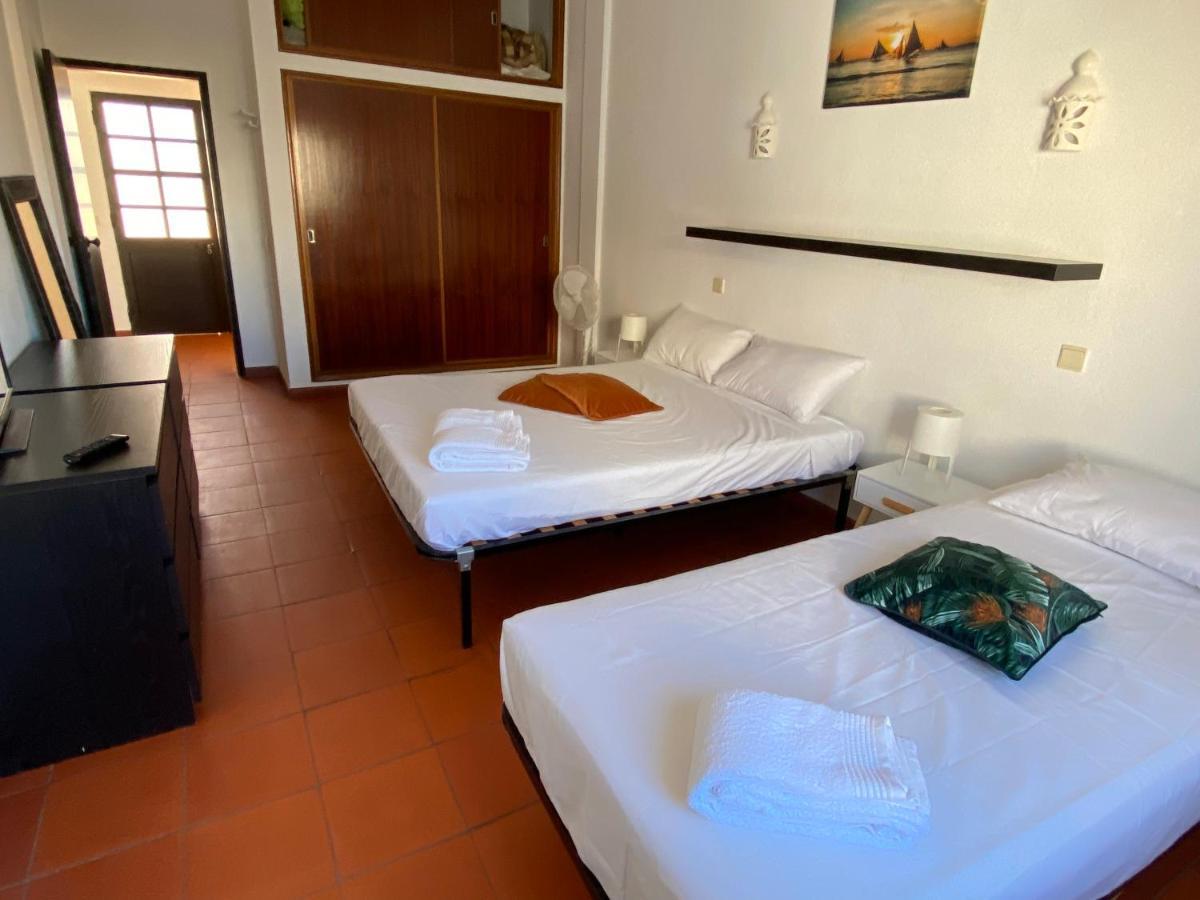 Summer House, Only 2 Minutes To The Beach In Vilamoura! Villa Dış mekan fotoğraf